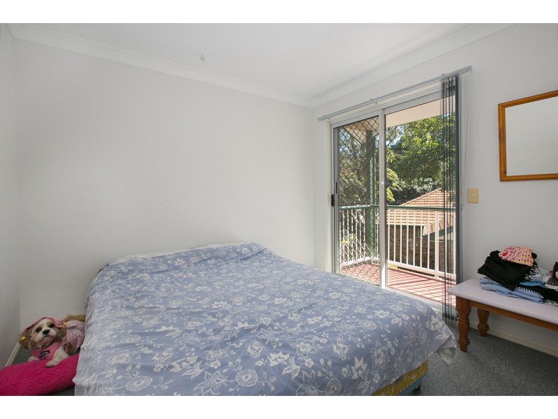 27 Hillside Crescent, Seven Hills QLD 4170