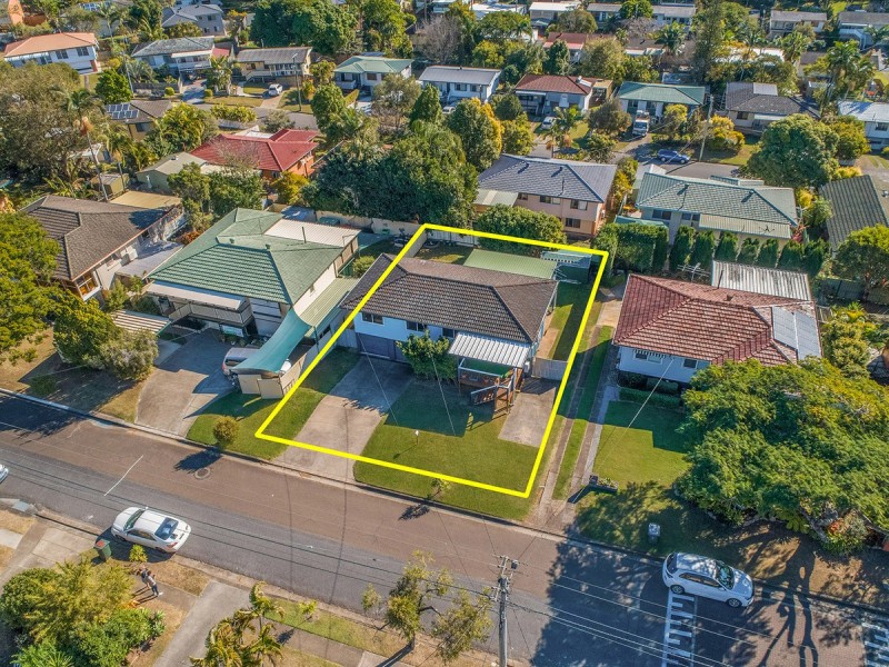 94 Mingera Street, Mansfield QLD 4122