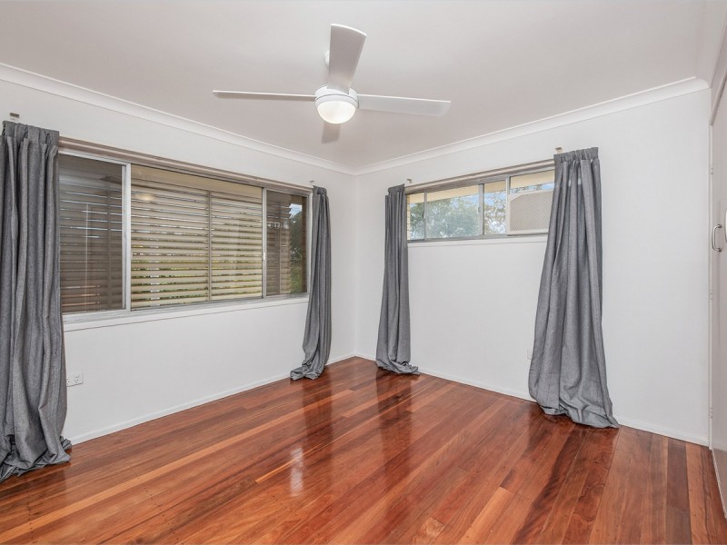 49 Lewana Street, Mansfield QLD 4122