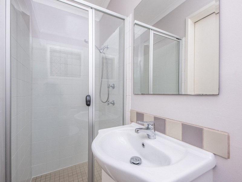 40 Greenland Street, Wishart QLD 4122