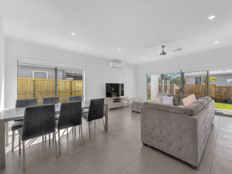 39 Lomond Circuit, Upper Kedron QLD 4055