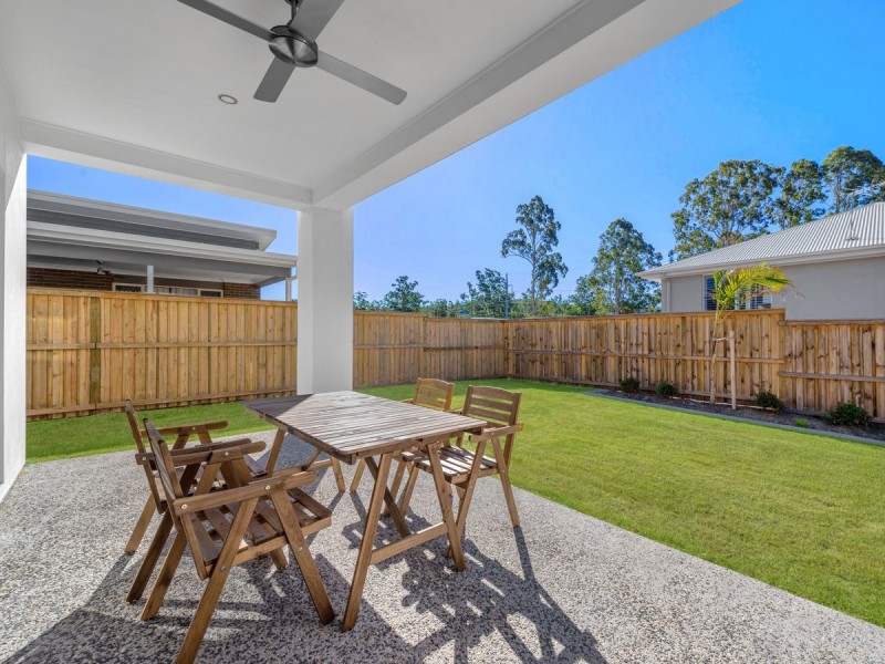 39 Lomond Circuit, Upper Kedron QLD 4055