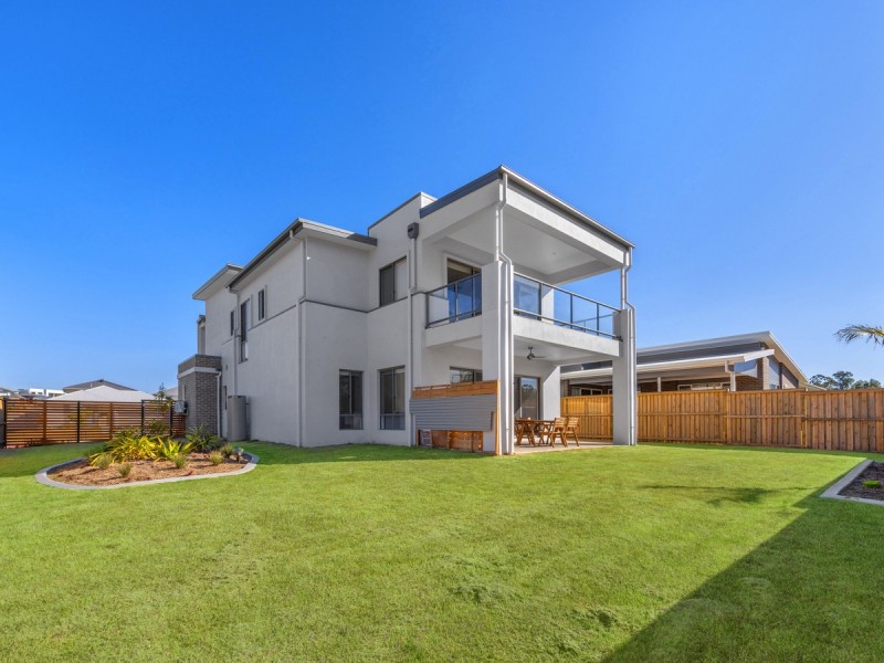 39 Lomond Circuit, Upper Kedron QLD 4055