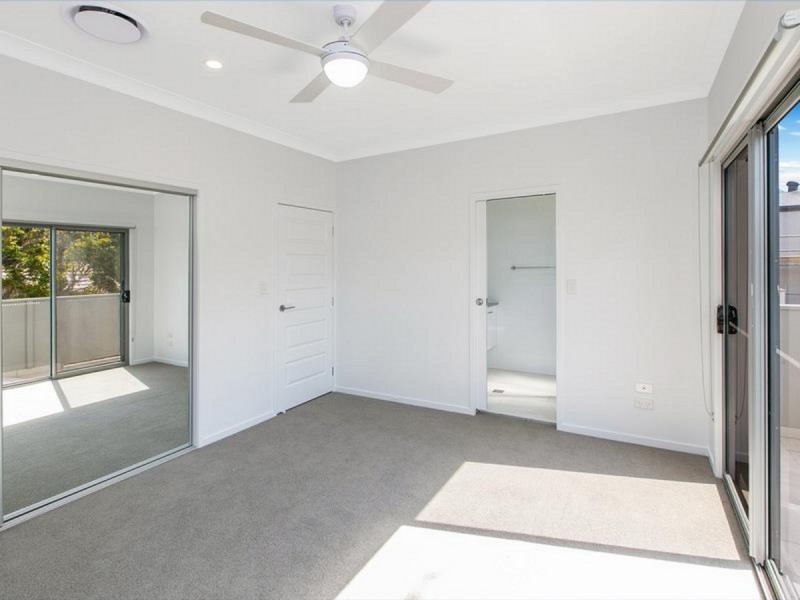 4/44 Booligal Street, Carina QLD 4152
