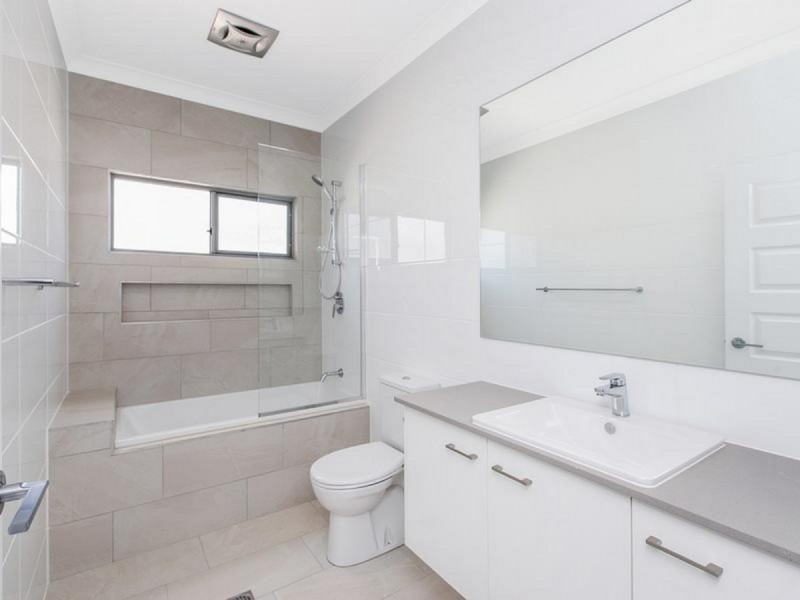 4/44 Booligal Street, Carina QLD 4152