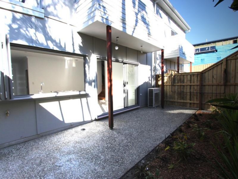 4/44 Booligal Street, Carina QLD 4152