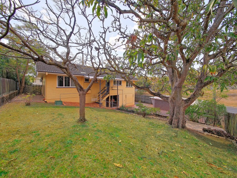 7 Gilwell Street, Carina QLD 4152