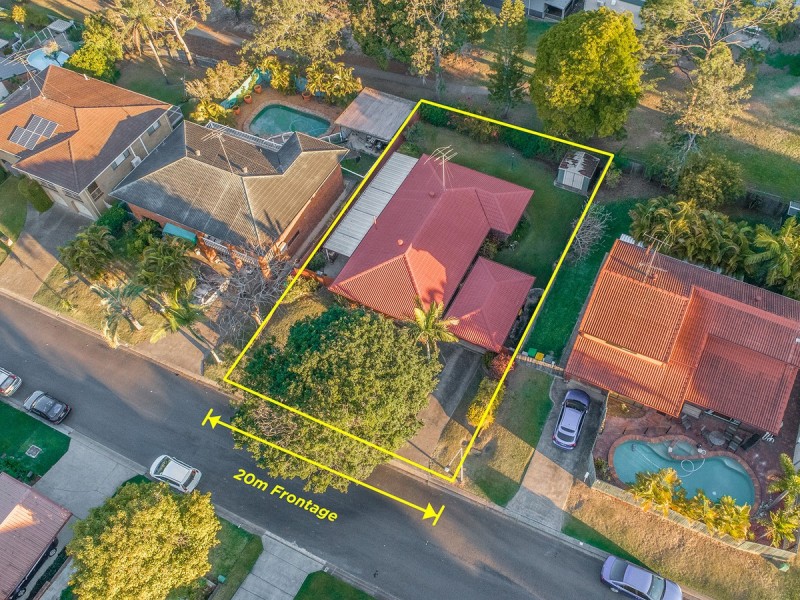 23 Kenora Street, Mansfield QLD 4122