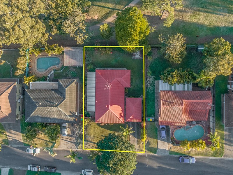 23 Kenora Street, Mansfield QLD 4122