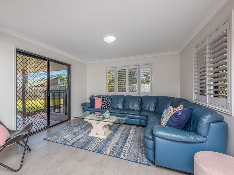 41 Chanel Crescent, Eight Mile Plains QLD 4113