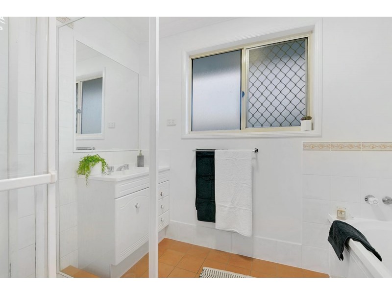 1/68 Adelaide Street, Carina QLD 4152