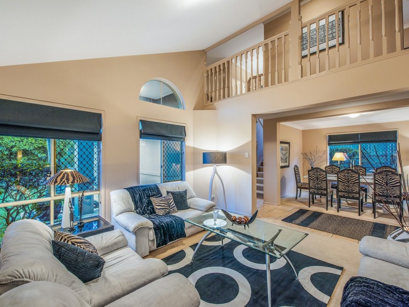 62 Eastwood Drive, Mansfield QLD 4122