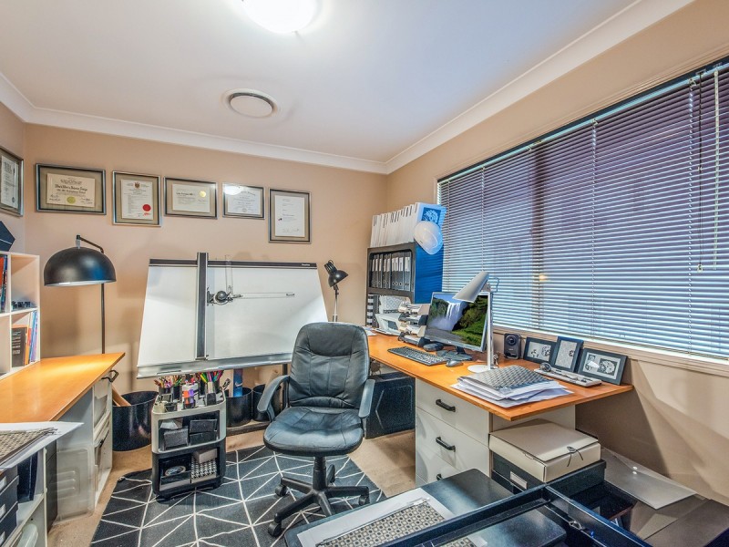 62 Eastwood Drive, Mansfield QLD 4122