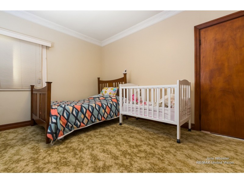 32 Lloyd Street, Camp Hill QLD 4152