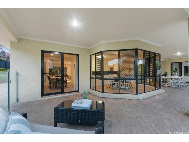 13 Ehlers Close, Carindale QLD 4152