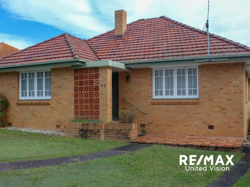 62 Dickenson Street, Carina QLD 4152