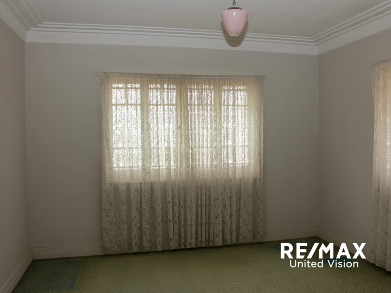 62 Dickenson Street, Carina QLD 4152