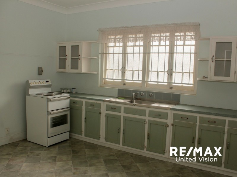 62 Dickenson Street, Carina QLD 4152