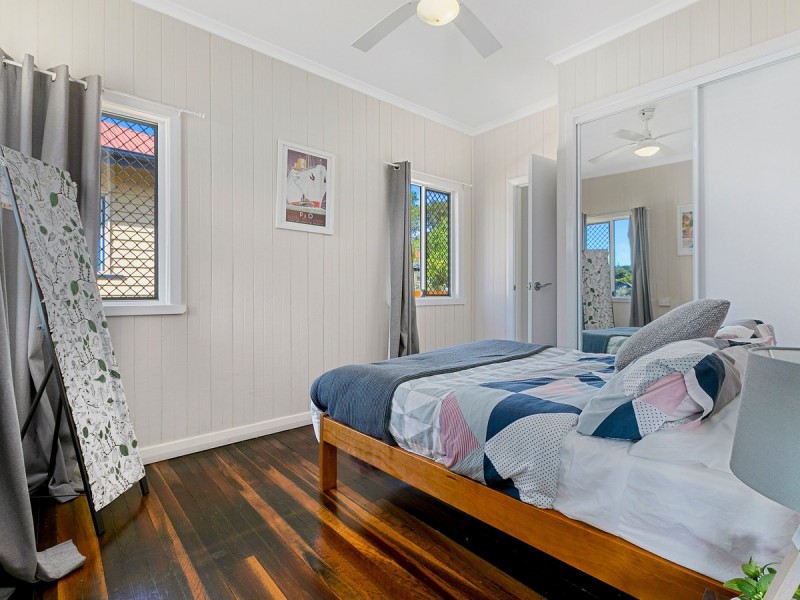 179 Beddoes Street, Holland Park QLD 4121