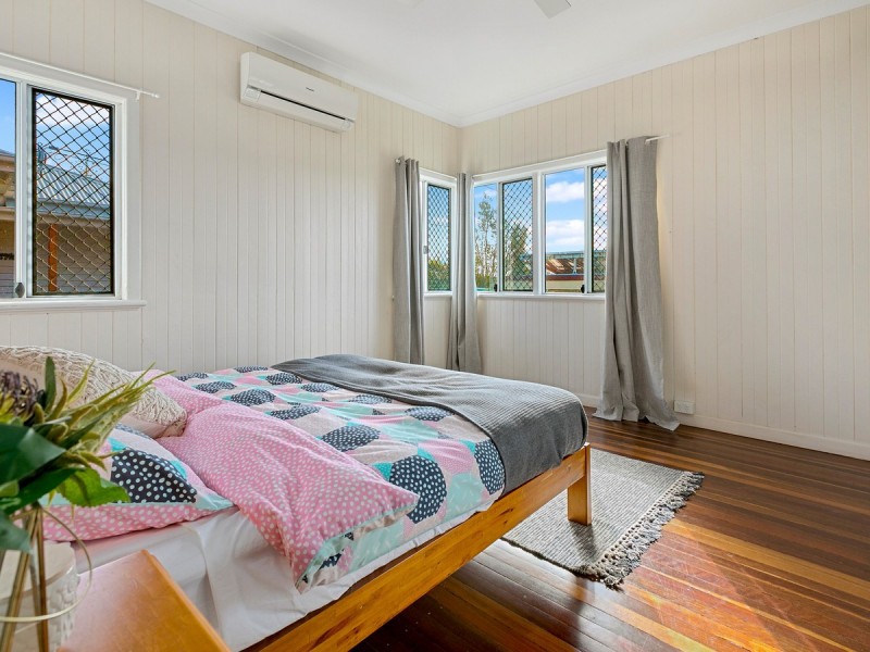 179 Beddoes Street, Holland Park QLD 4121