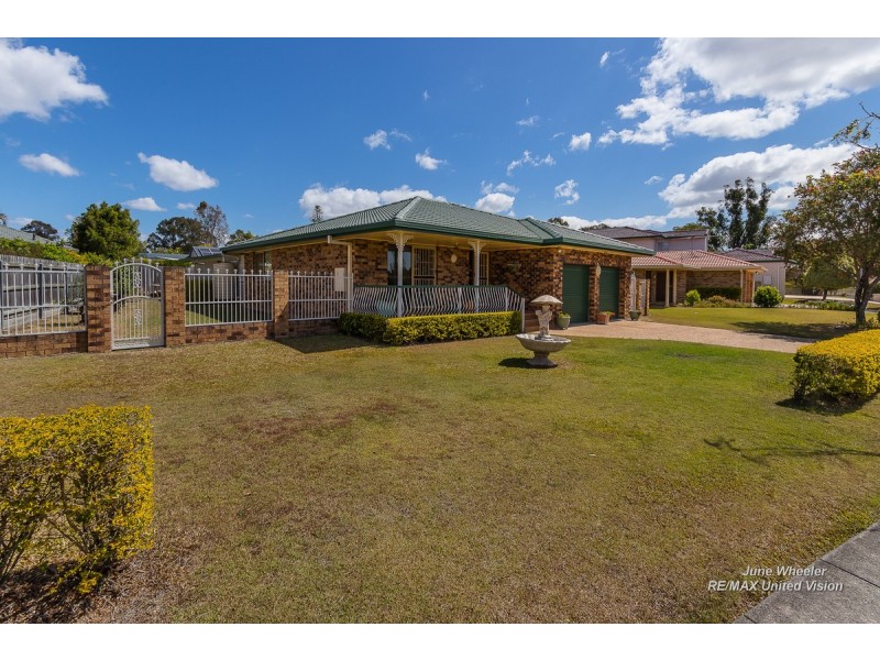 73 Cadogan Street, Carindale QLD 4152