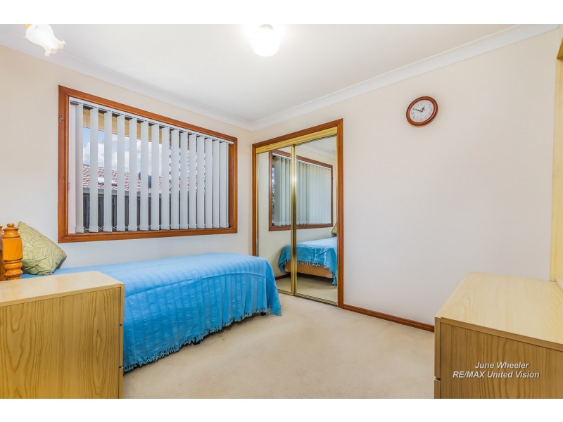 73 Cadogan Street, Carindale QLD 4152