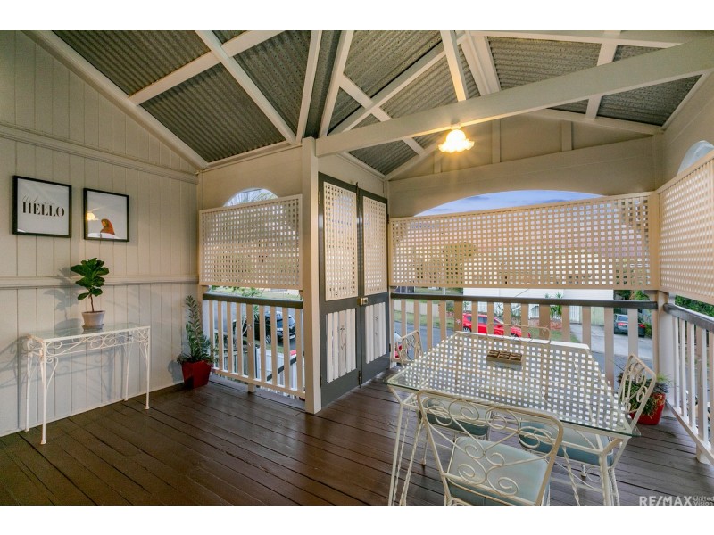 11 Primmer Street, Coorparoo QLD 4151