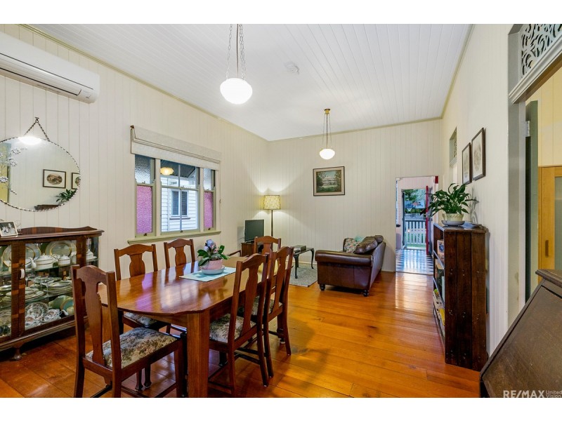 11 Primmer Street, Coorparoo QLD 4151