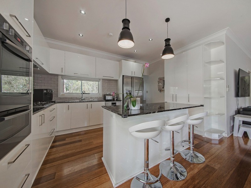 22 Dundee Street, Holland Park QLD 4121