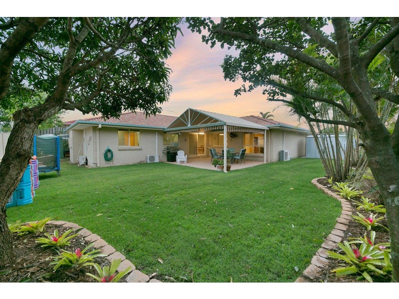 54 Isaacs Way, Wakerley QLD 4154