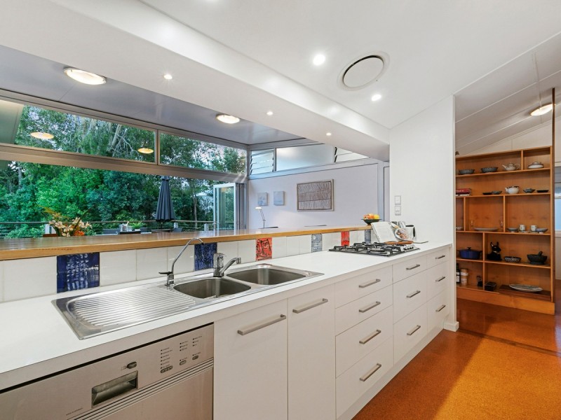 65 Abingdon Street, Woolloongabba QLD 4102