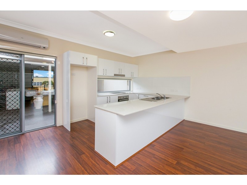 6/5 Daniells Street, Carina QLD 4152