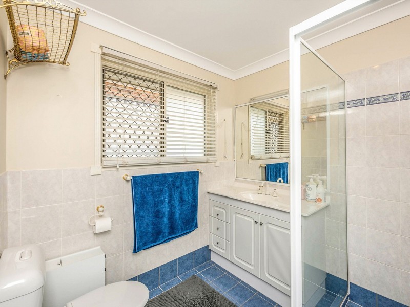 13 Kiandra Close, Wishart QLD 4122