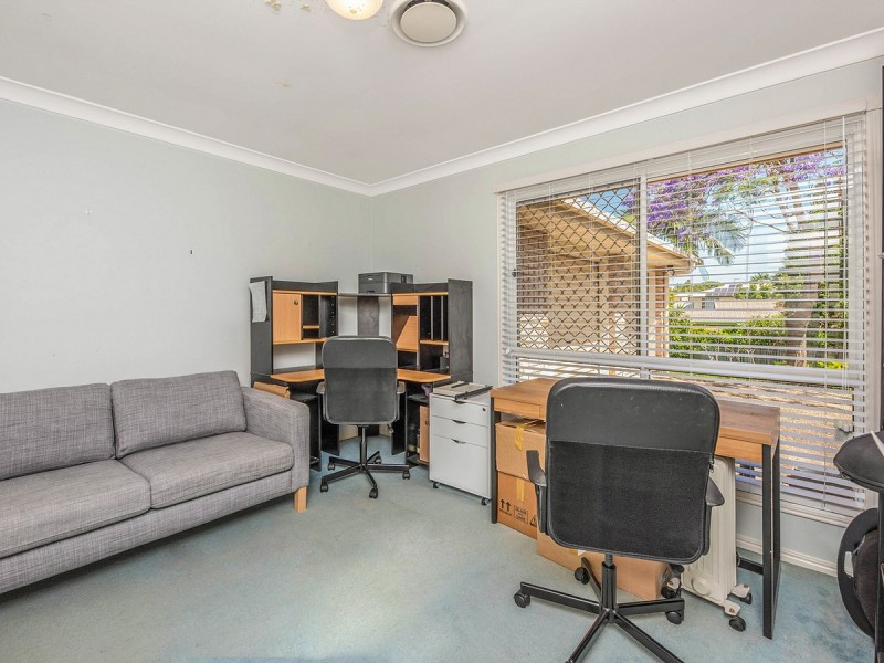 13 Kiandra Close, Wishart QLD 4122