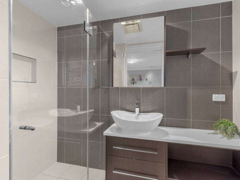 1/41 Weston Street, Coorparoo QLD 4151