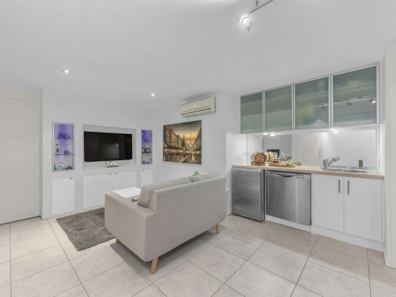 1/41 Weston Street, Coorparoo QLD 4151