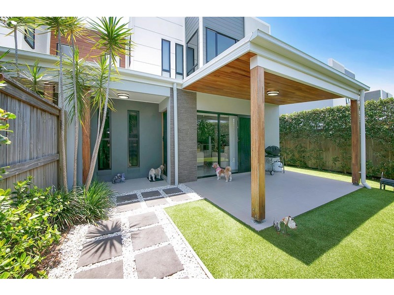 1/18 Bernecker Street, Carina QLD 4152