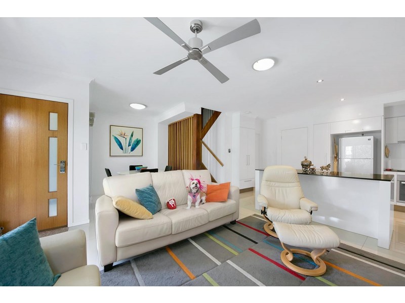 1/18 Bernecker Street, Carina QLD 4152