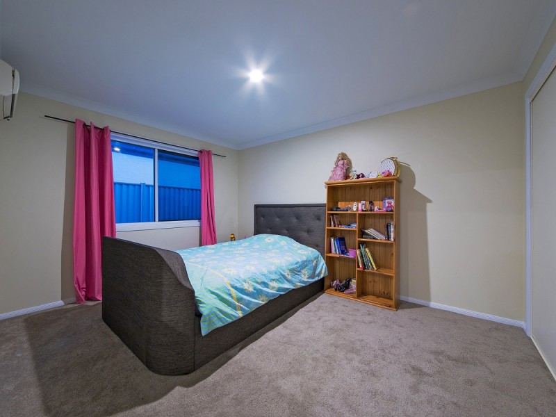 7 Melaleuca Place, Carindale QLD 4152