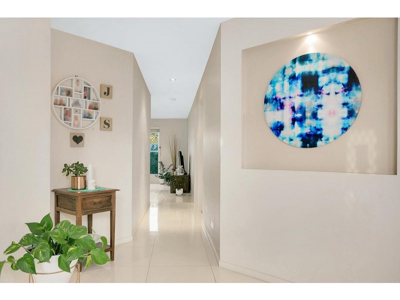 318 Stanley Road, Carina QLD 4152