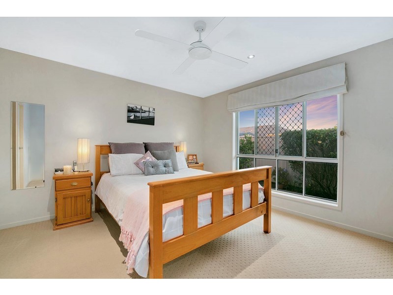 318 Stanley Road, Carina QLD 4152