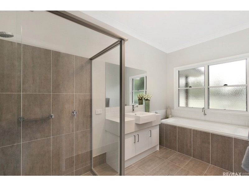 62 Lahey Road, Tamborine Mountain QLD 4272