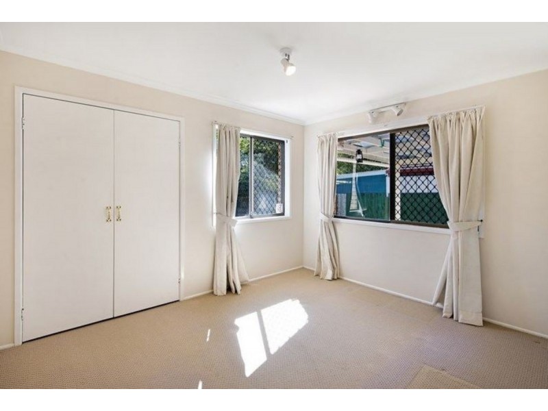 15 Idamea Street, Carina Heights QLD 4152