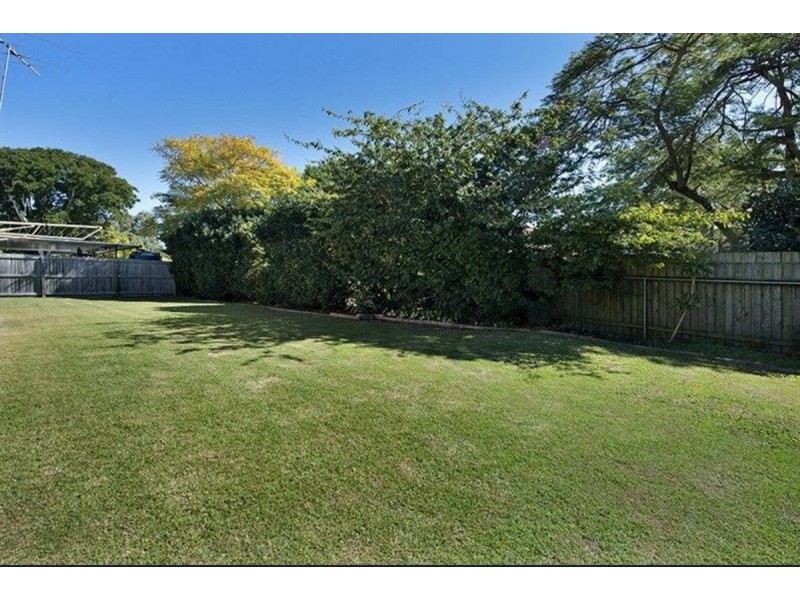 15 Idamea Street, Carina Heights QLD 4152