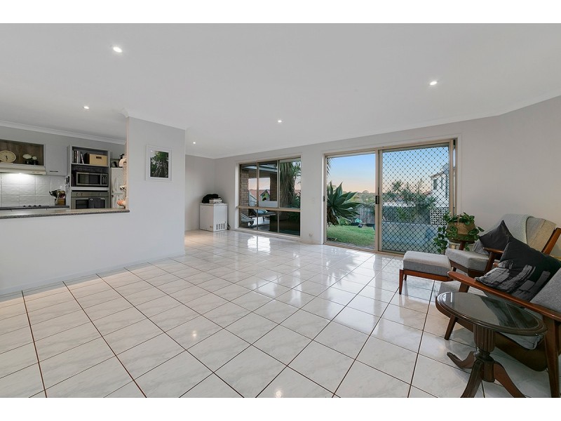 38 Chesterfield Crescent, Wellington Point QLD 4160