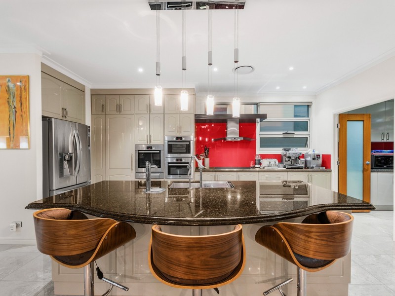 43 McDermott Parade, Rochedale QLD 4123