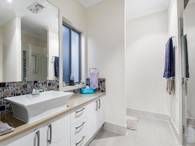 43 McDermott Parade, Rochedale QLD 4123