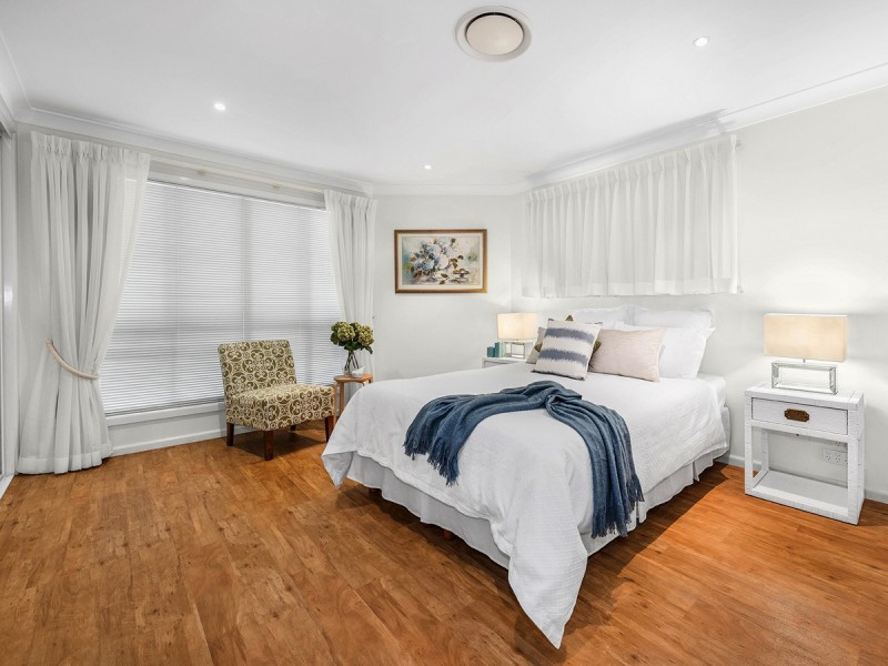 15 Moncrief Road, Cannon Hill QLD 4170