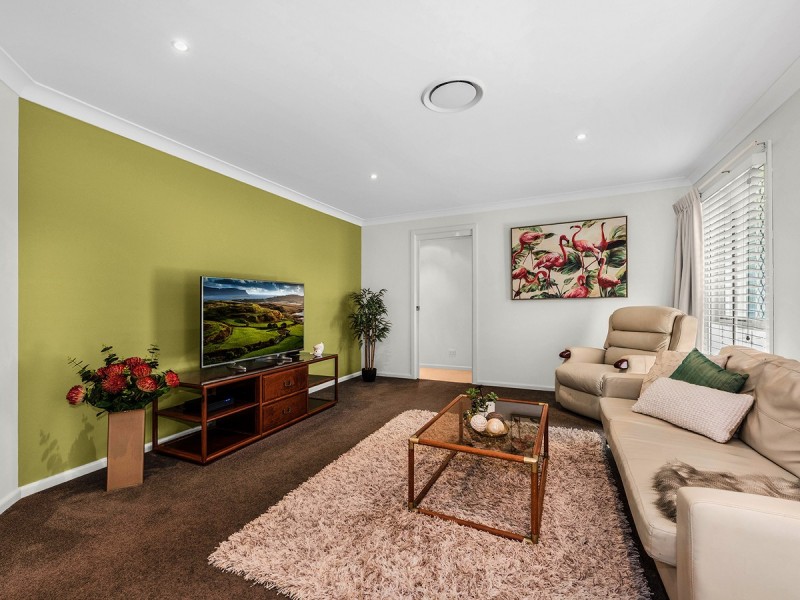 15 Moncrief Road, Cannon Hill QLD 4170