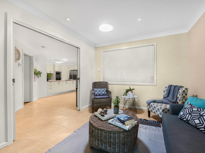 15 Moncrief Road, Cannon Hill QLD 4170